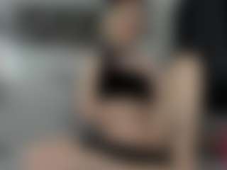 SilverFoxxxxy's Live Sex Cam Show