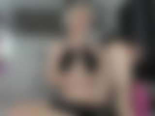 SilverFoxxxxy's Live Sex Cam Show