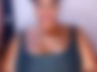 Live cam show with xSweetBunny91x - Moaning on Milfs Live