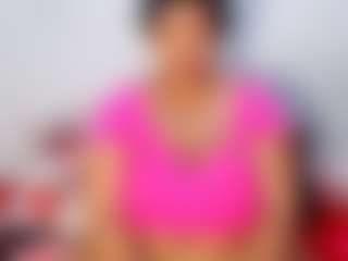 Live cam show with xSweetBunny91x - Hairy Pussy MILF on Camsoda