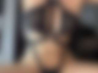 Selene Wild's Live Sex Cam Show