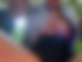 Selene Wild's Live Sex Cam Show
