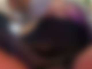 Selene Wild's Live Sex Cam Show