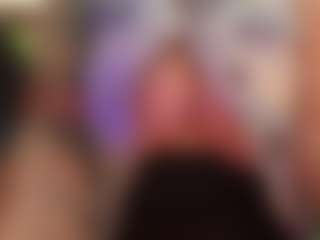Selene Wild's Live Sex Cam Show