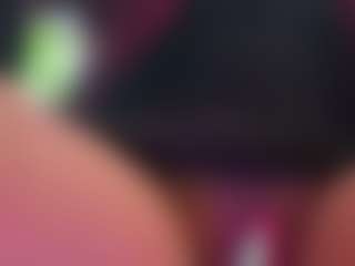 Selene Wild's Live Sex Cam Show