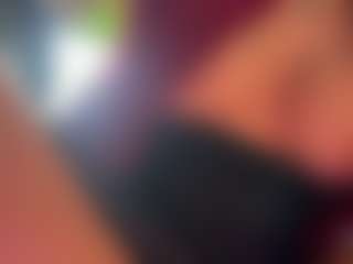 Selene Wild's Live Sex Cam Show