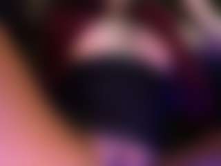 Selene Wild's Live Sex Cam Show