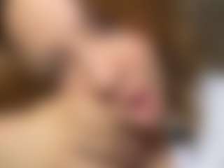 Live cam show with Selene Wild - Athletic Brown Eyes on Streamer API