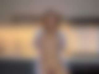 Selene Wild's Live Sex Cam Show