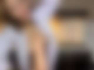 Selene Wild's Live Sex Cam Show