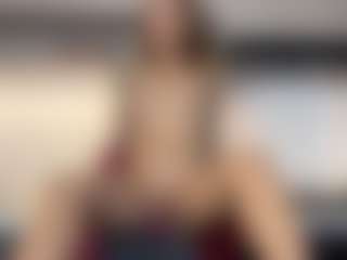 Live cam show with Selene Wild - Public Red Hair on livesuperchat.net
