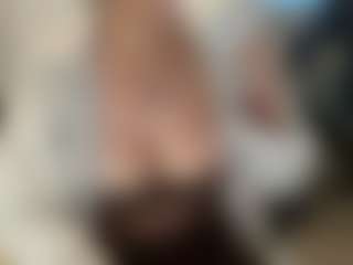 Selene Wild's Live Sex Cam Show