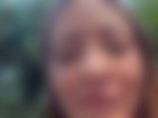 Selene Wild's Live Sex Cam Show