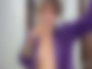 Live cam show with Selene Wild - Cum Lovense on CamClone