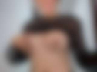 Selene Wild's Live Sex Cam Show