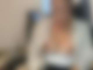 Selene Wild's Live Sex Cam Show
