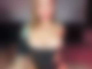 Selene Wild's Live Sex Cam Show