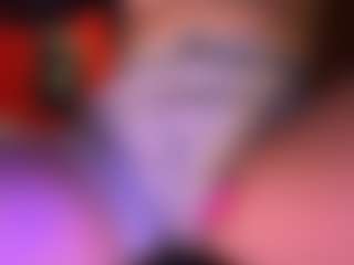 Live cam show with Selene Wild - Leather on crypto-cams