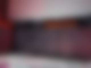 Live cam show with Selene Wild - Arab Athletic on Camsoda