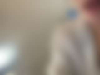 Live cam show with Selene Wild - Public on Camsoda