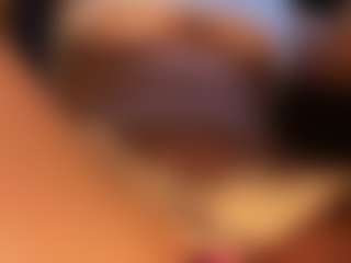 Selene Wild's Live Sex Cam Show