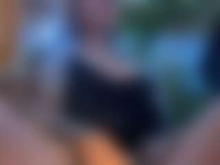 Selene Wild's Live Sex Cam Show