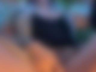 Selene Wild's Live Sex Cam Show