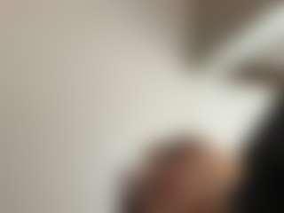 Selene Wild's Live Sex Cam Show