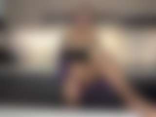 Selene Wild's Live Sex Cam Show
