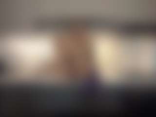 Selene Wild's Live Sex Cam Show