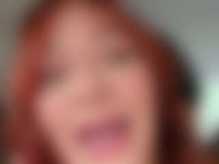 Live cam show with Selene Wild - Brown Eyes Red Hair on Camsoda