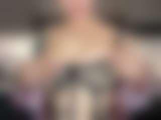 Selene Wild's Live Sex Cam Show