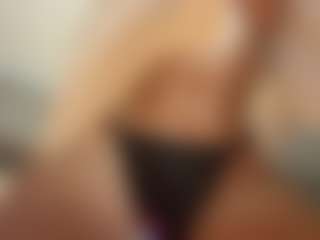 Selene Wild's Live Sex Cam Show