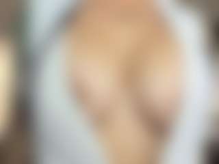 Selene Wild's Live Sex Cam Show