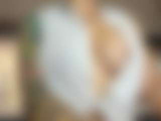 Selene Wild's Live Sex Cam Show