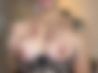 Selene Wild's Live Sex Cam Show