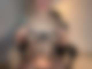 Selene Wild's Live Sex Cam Show