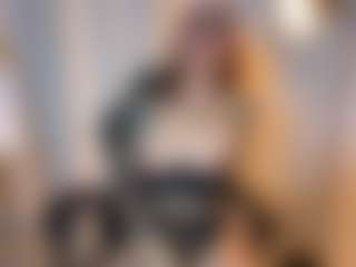 Selene Wild's Live Sex Cam Show