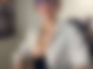 Selene Wild's Live Sex Cam Show