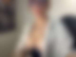 Selene Wild's Live Sex Cam Show