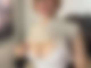 Selene Wild's Live Sex Cam Show
