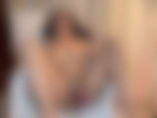 Selene Wild's Live Sex Cam Show