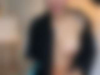 Live cam show with Selene Wild - Big Ass on Mixed Magazine Live