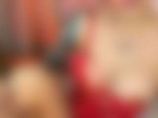 Live cam show with Selene Wild - Squirt on Camsoda