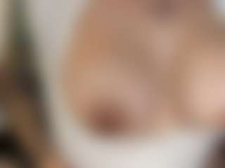 Selene Wild's Live Sex Cam Show
