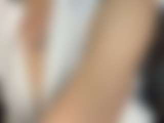 Selene Wild's Live Sex Cam Show