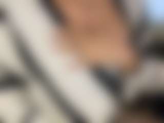 Selene Wild's Live Sex Cam Show