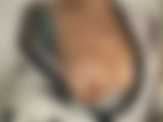 Selene Wild's Live Sex Cam Show