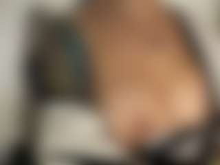 Selene Wild's Live Sex Cam Show