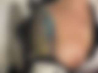 Selene Wild's Live Sex Cam Show